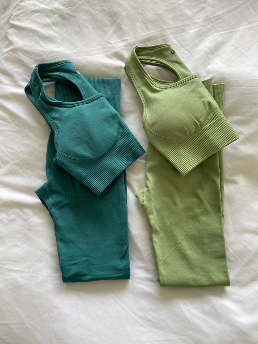 2 pack: Seamless Ribbed Workout Sets. Teal and Light Green. BRAND NEW.
